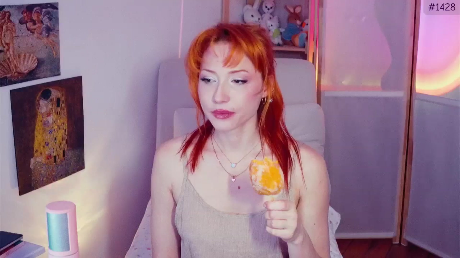Gallery image thumbnail from Purrelove's myfreecams stream on, 03/18/2026, 07:46 image 15 of 20
