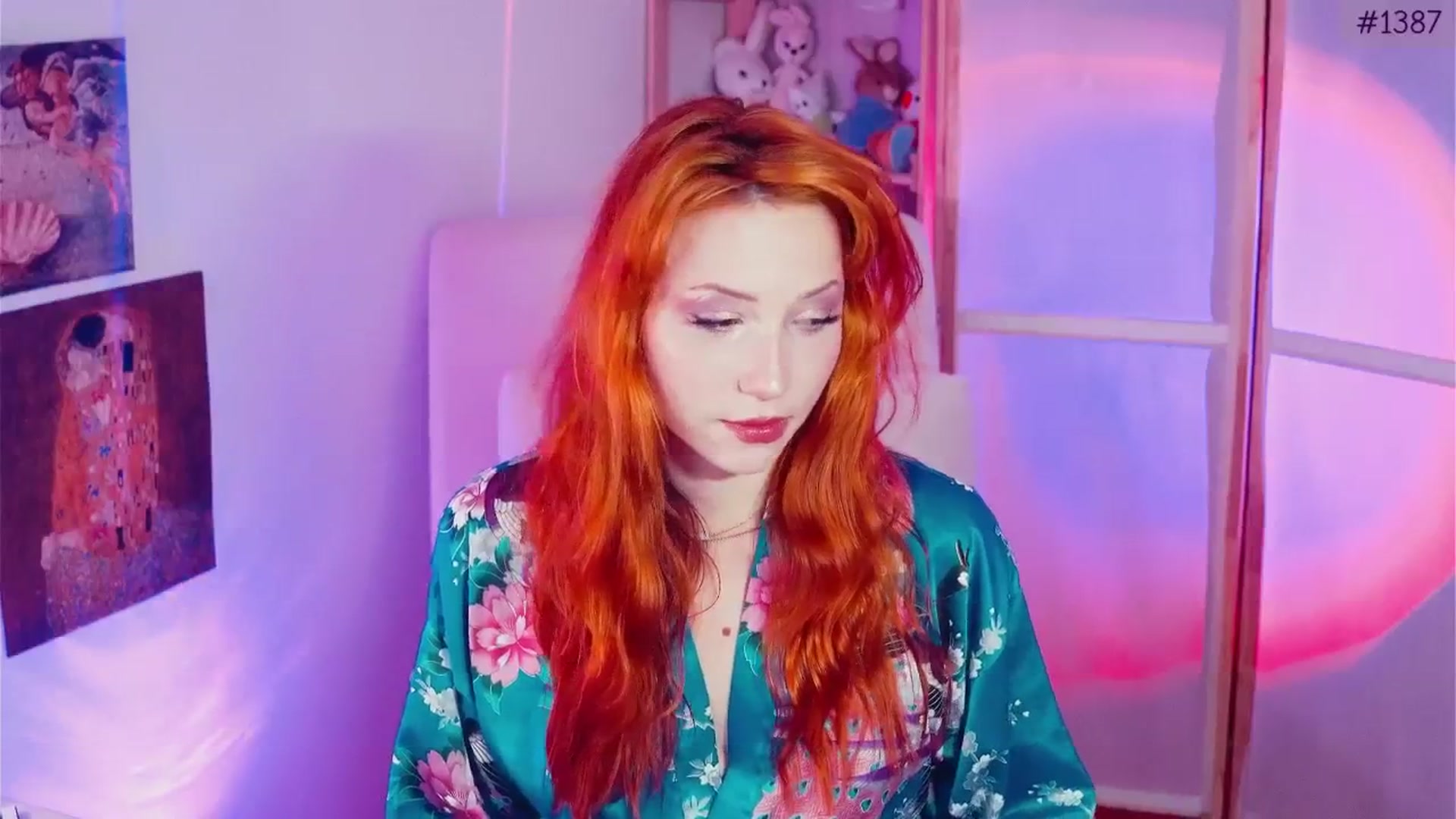 Gallery image thumbnail from Purrelove's myfreecams stream on, 03/21/2026, 06:55 image 15 of 20