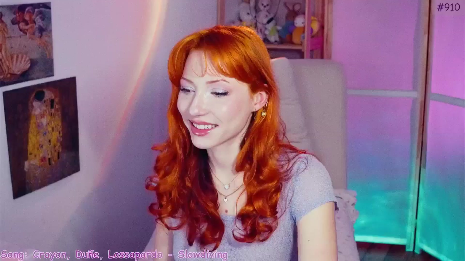 Gallery image thumbnail from Purrelove's myfreecams stream on, 04/06/2026, 07:53 image 6 of 20