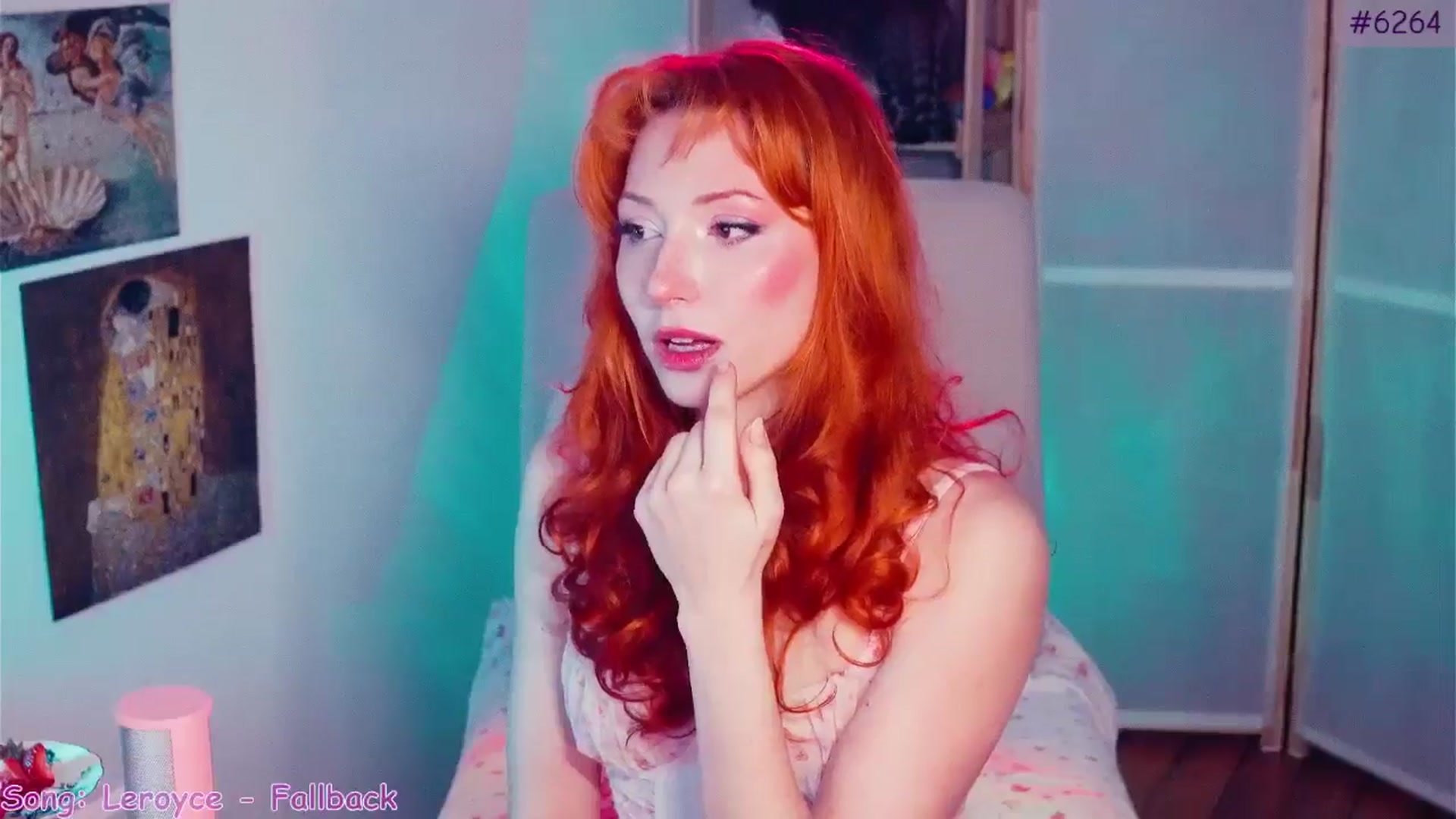 Gallery image thumbnail from Purrelove's myfreecams stream on, 05/03/2026, 06:34 image 15 of 20