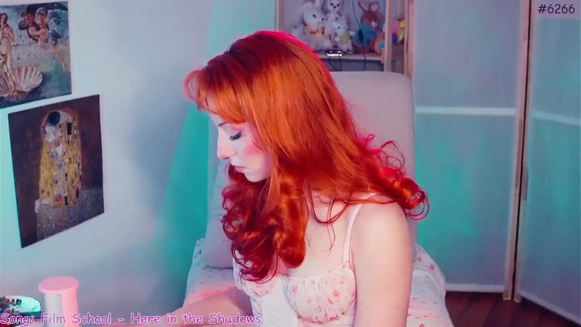 Gallery image thumbnail from Purrelove's myfreecams stream on, 05/03/2026, 06:34 image 11 of 20