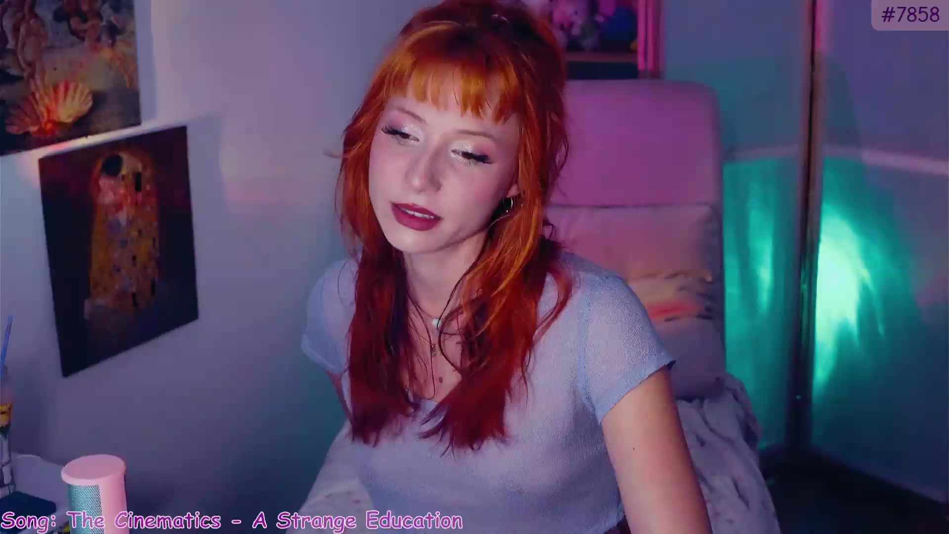 Gallery image thumbnail from Purrelove's myfreecams stream on, 08/23/2026, 07:53 image 11 of 20
