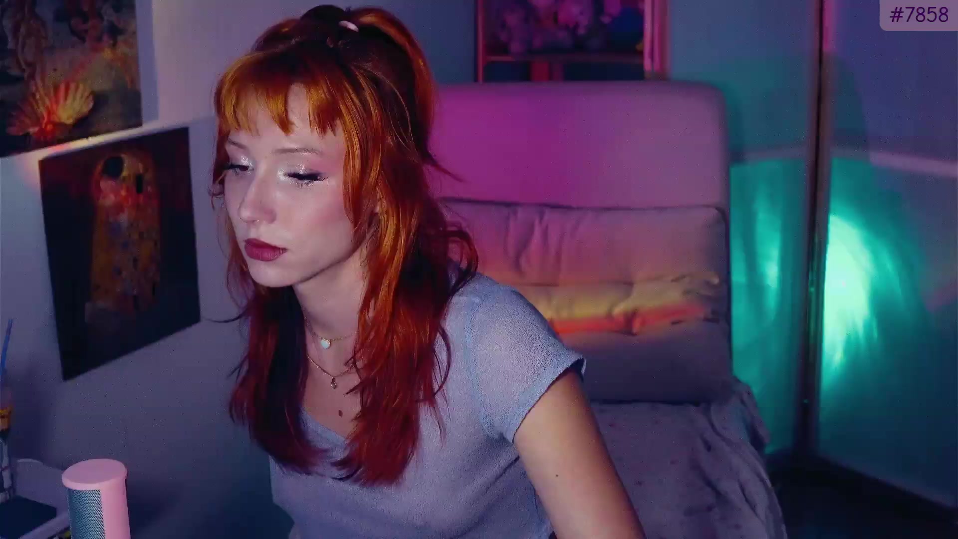 Gallery image thumbnail from Purrelove's myfreecams stream on, 08/23/2026, 08:11 image 10 of 20