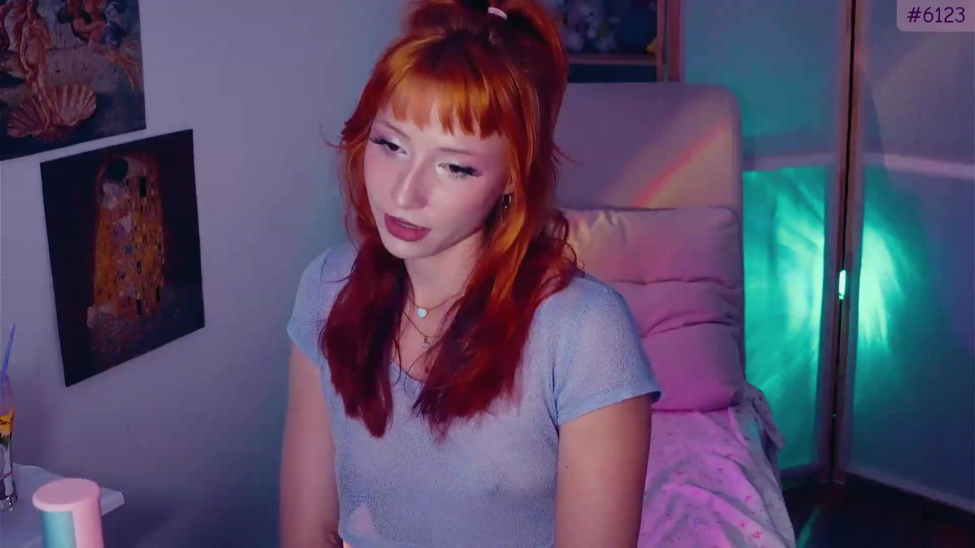 Gallery image thumbnail from Purrelove's myfreecams stream on, 08/23/2026, 09:58 image 10 of 20