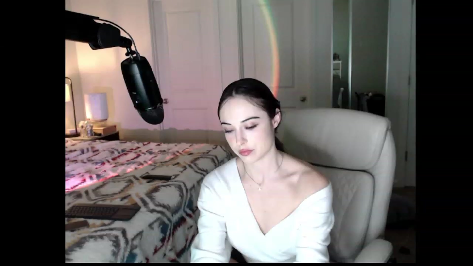 Gallery image thumbnail from Purrityy's myfreecams stream on, 12/06/2022, 07:59 image 3 of 20