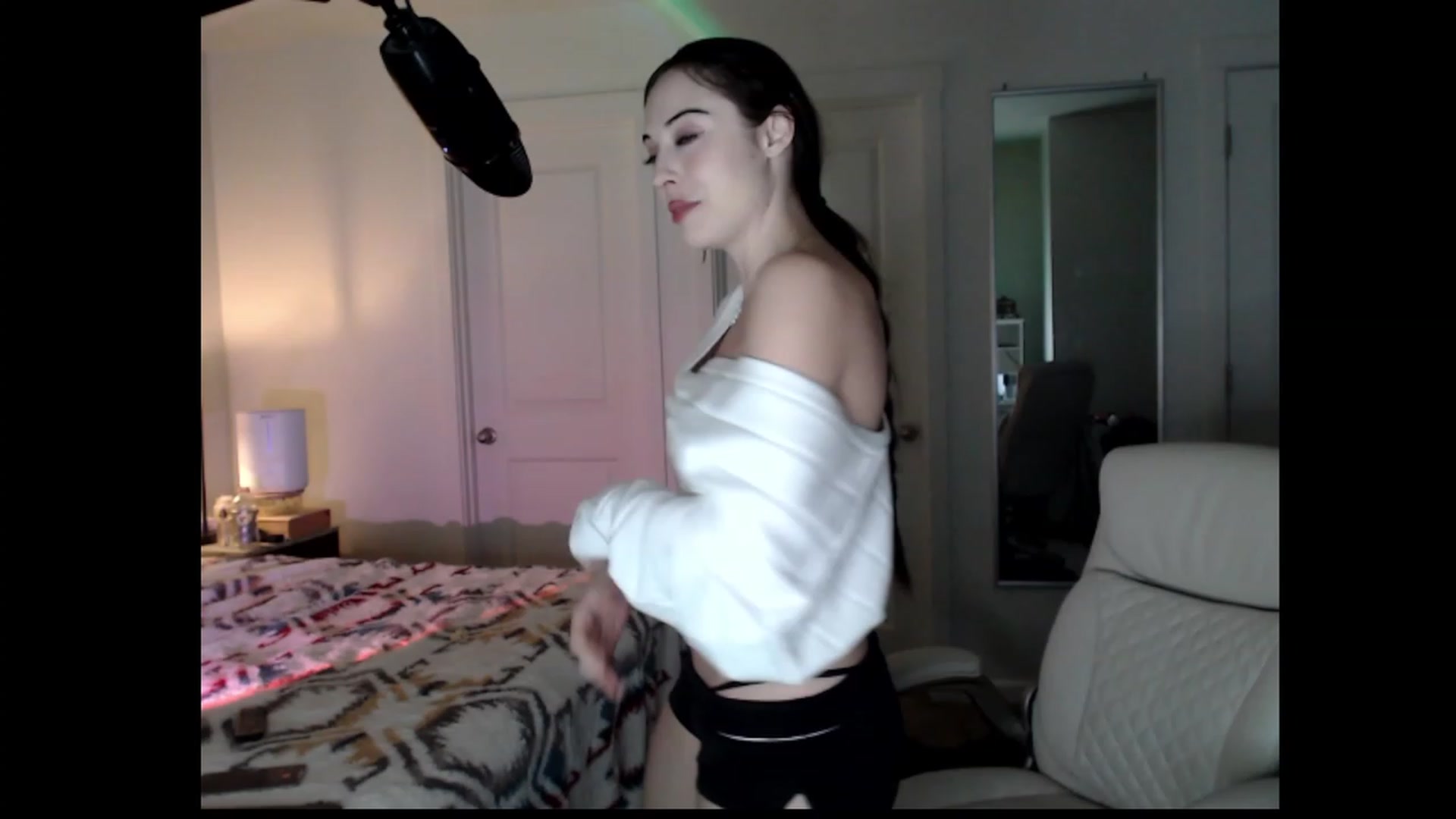 Gallery image thumbnail from Purrityy's myfreecams stream on, 12/06/2022, 09:06 image 2 of 20