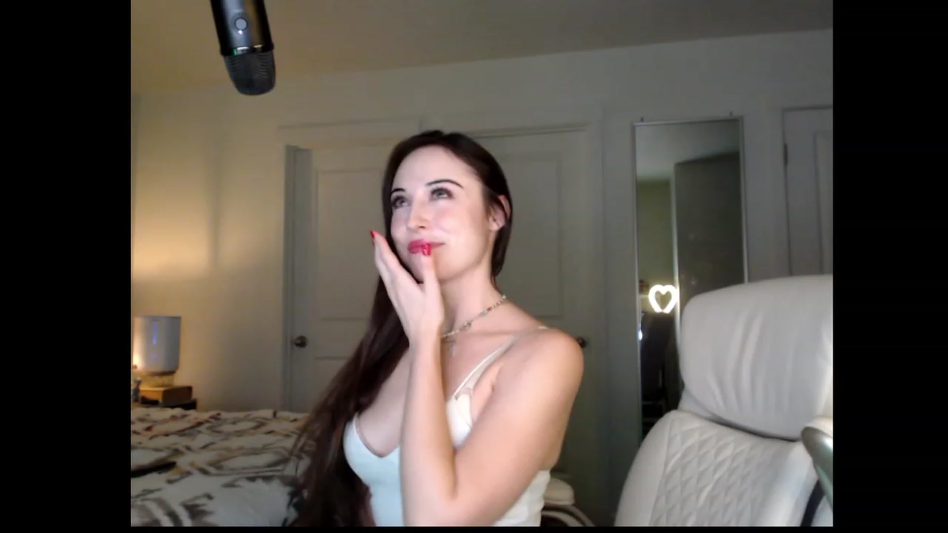 Gallery image thumbnail from Purrityy's myfreecams stream on, 12/07/2022, 06:32 image 5 of 20