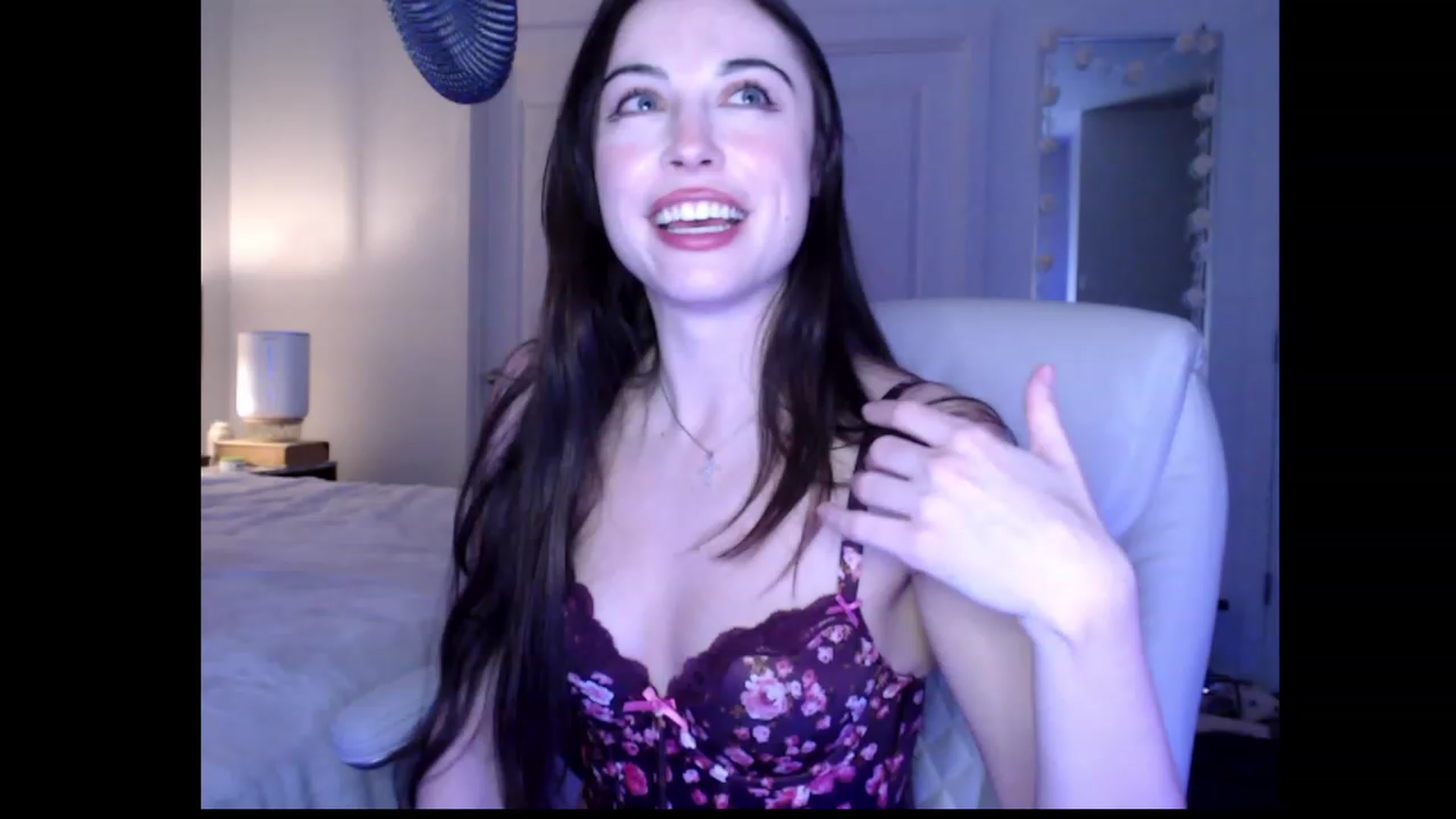 Gallery image thumbnail from Purrityy's myfreecams stream on, 01/17/2023, 04:55 image 6 of 20