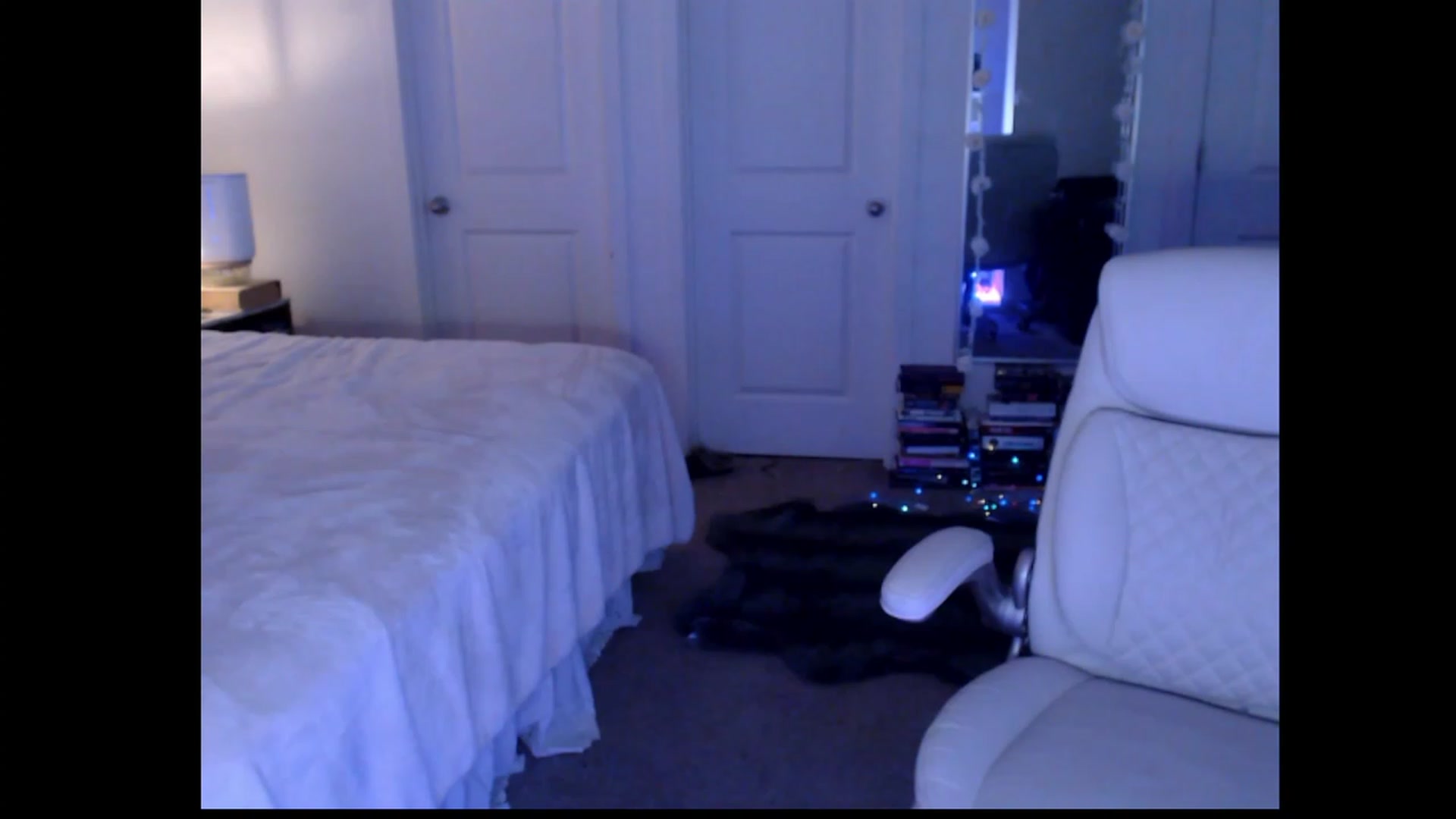 Gallery image thumbnail from Purrityy's myfreecams stream on, 01/17/2023, 04:55 image 13 of 20