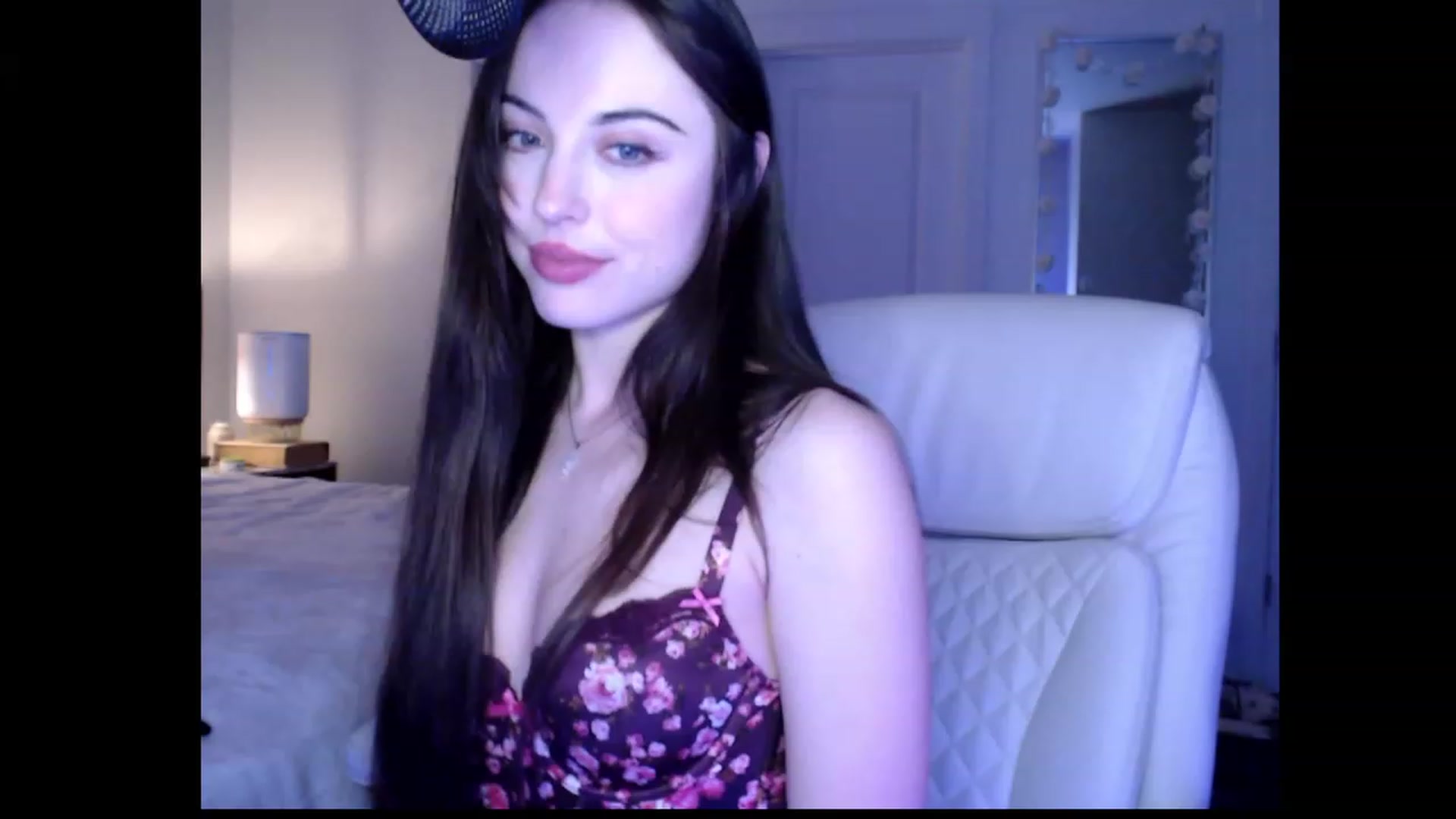 Gallery image thumbnail from Purrityy's myfreecams stream on, 01/17/2023, 04:55 image 9 of 20