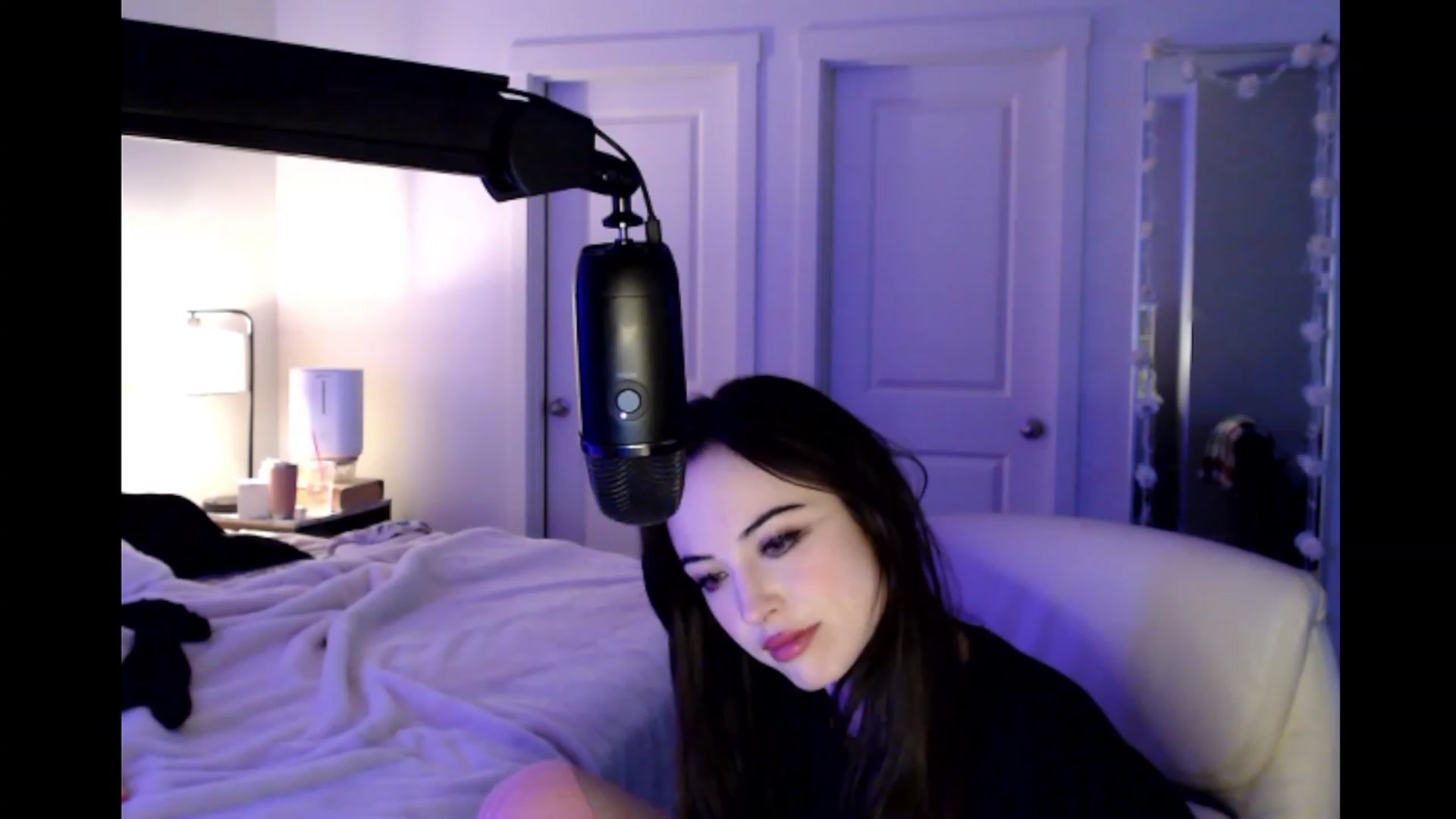 Gallery image thumbnail from Purrityy's myfreecams stream on, 01/30/2023, 06:30 image 4 of 20