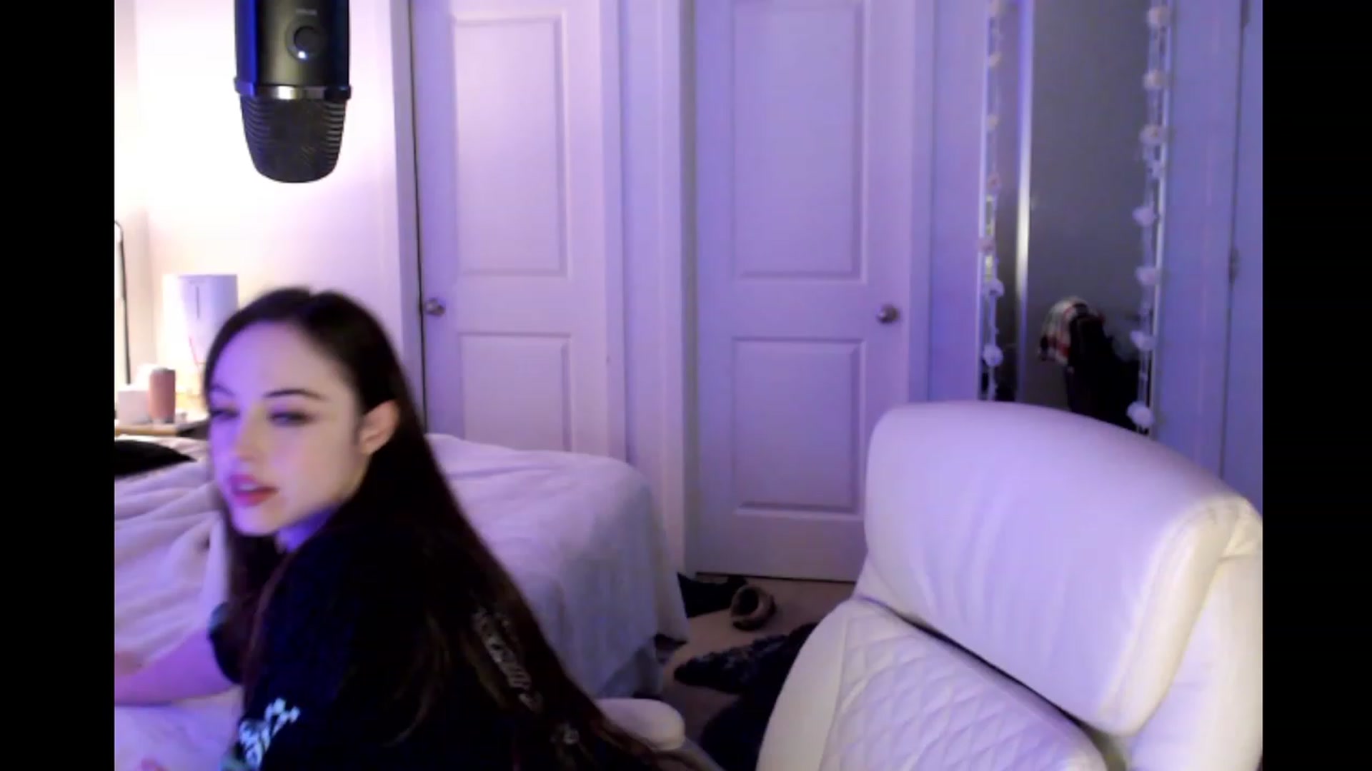 Gallery image thumbnail from Purrityy's myfreecams stream on, 01/30/2023, 06:30 image 6 of 20