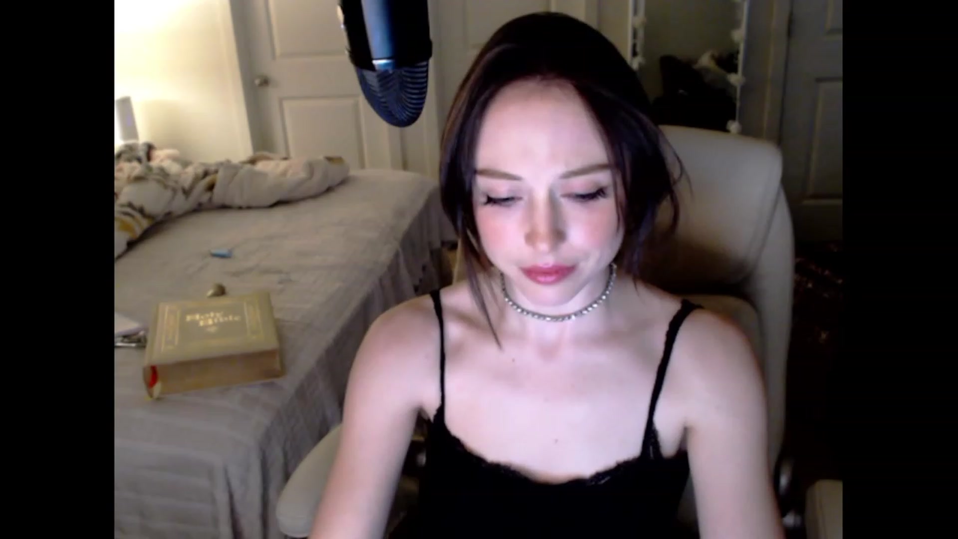 Gallery image thumbnail from Purrityy's myfreecams stream on, 03/15/2023, 03:42 image 20 of 20