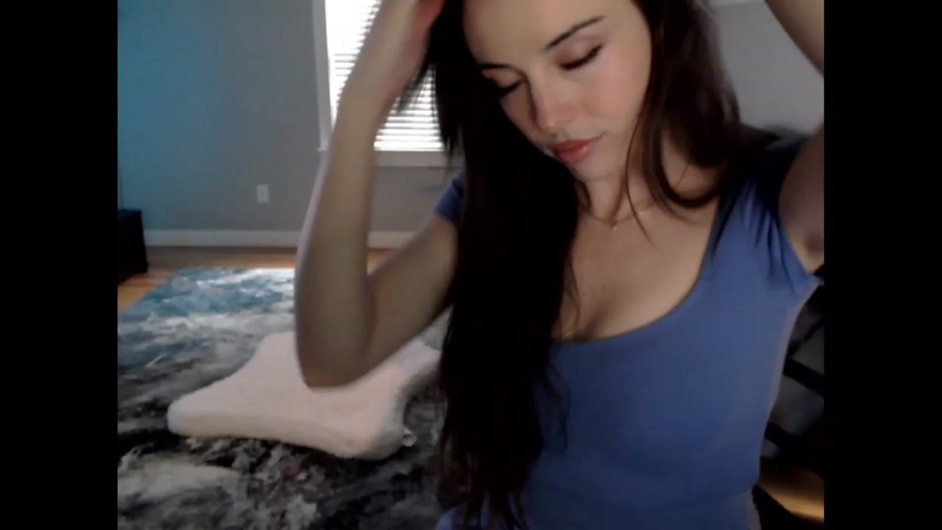 Gallery image thumbnail from Purrityy's myfreecams stream on, 05/16/2023, 16:10 image 1 of 20