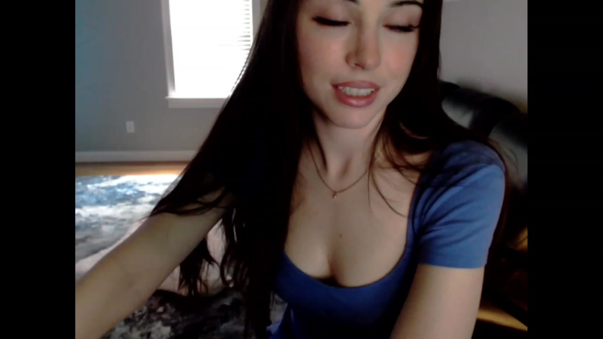 Gallery image thumbnail from Purrityy's myfreecams stream on, 05/16/2023, 16:10 image 12 of 20