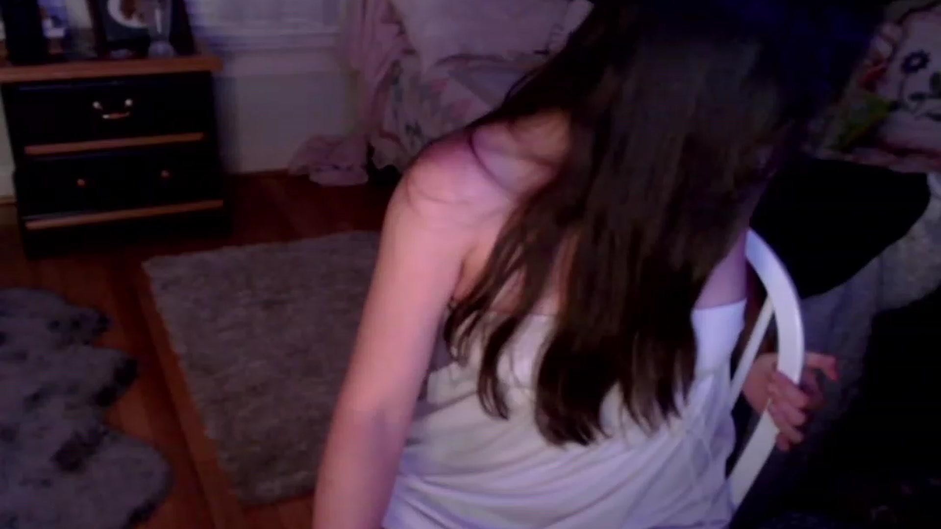 Gallery image thumbnail from Purrityy's myfreecams stream on, 07/25/2023, 05:05 image 4 of 20