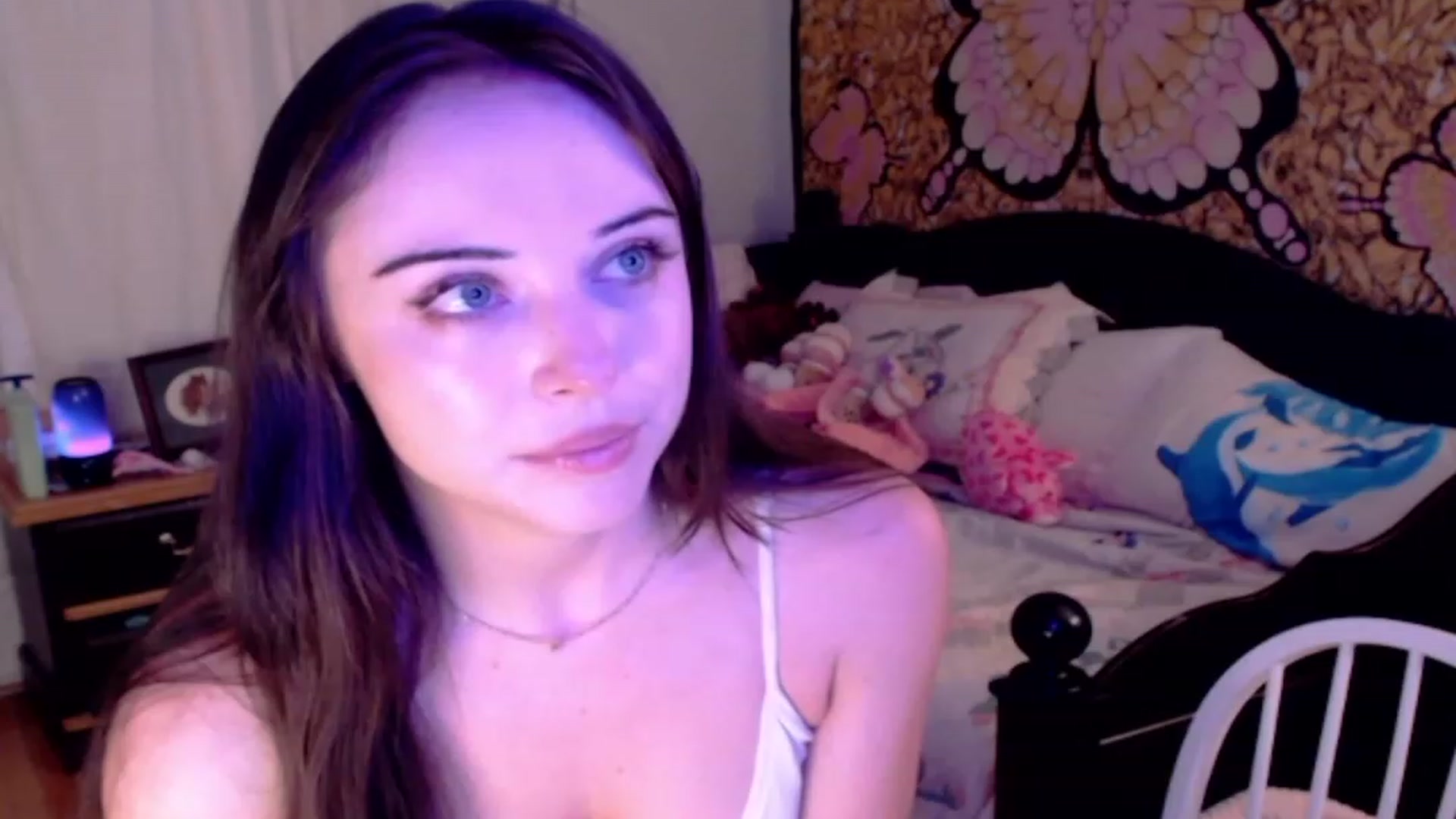 Gallery image thumbnail from Purrityy's myfreecams stream on, 08/04/2023, 04:49 image 5 of 20