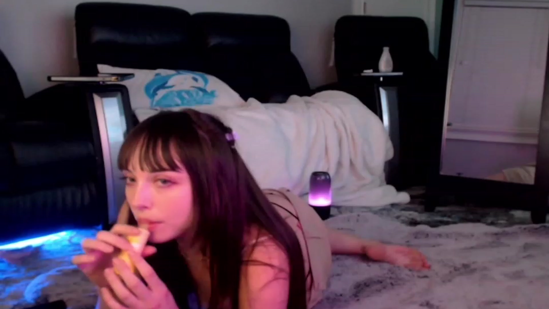 Gallery image thumbnail from Purrityy's myfreecams stream on, 08/10/2023, 03:15 image 6 of 20