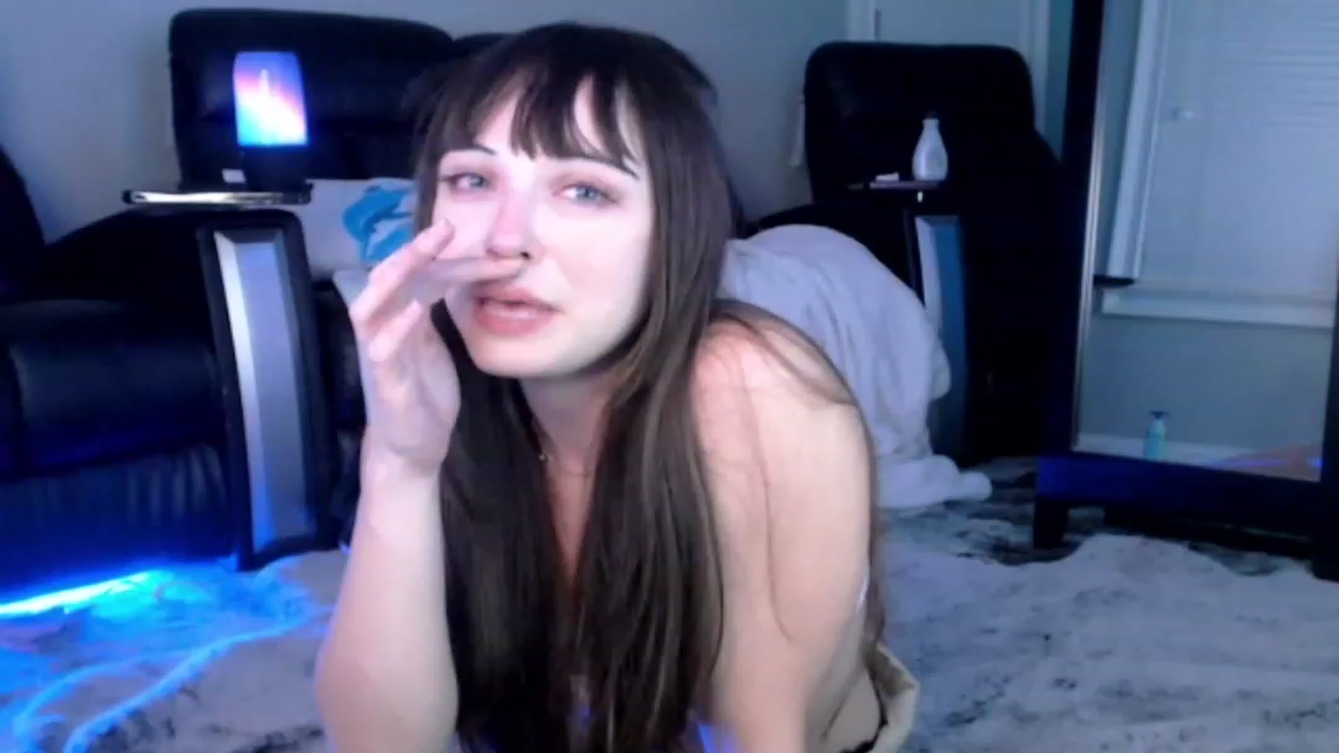 Gallery image thumbnail from Purrityy's myfreecams stream on, 08/10/2023, 04:21 image 16 of 20
