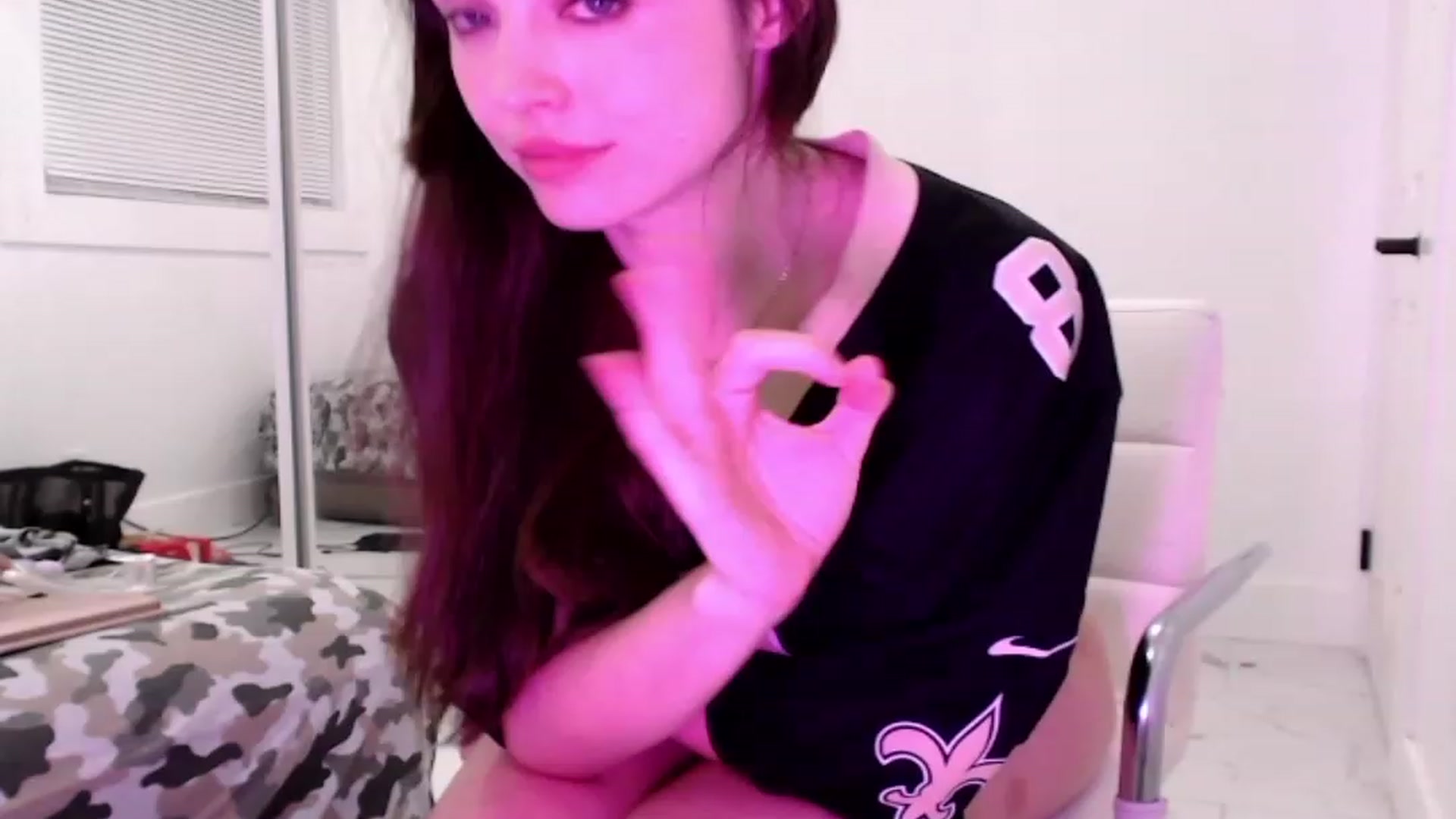 Gallery image thumbnail from Purrityy's myfreecams stream on, 08/26/2023, 08:16 image 10 of 20
