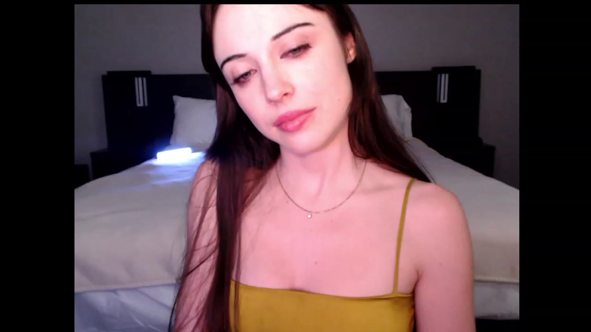 Gallery image thumbnail from Purrityy's myfreecams stream on, 08/31/2023, 11:38 image 16 of 20