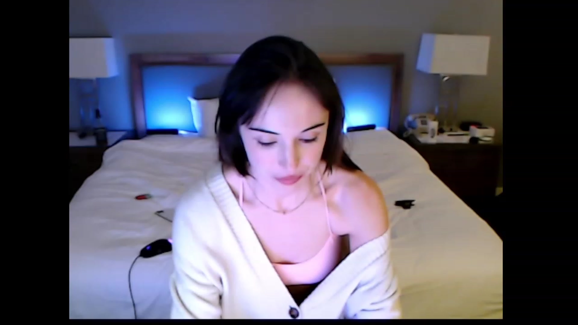 Gallery image thumbnail from Purrityy's myfreecams stream on, 09/11/2023, 07:42 image 3 of 20