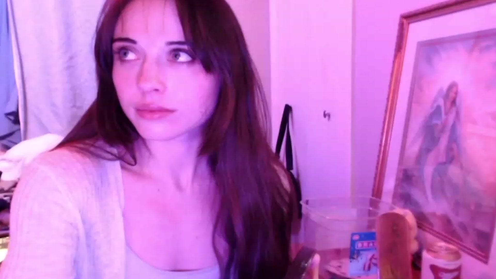 Gallery image thumbnail from Purrityy's myfreecams stream on, 12/08/2023, 06:11 image 6 of 20