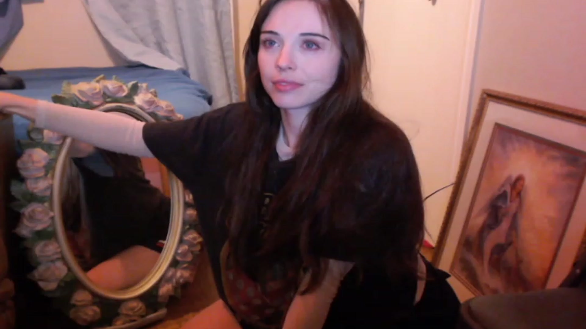 Gallery image thumbnail from Purrityy's myfreecams stream on, 12/17/2023, 07:52 image 12 of 20