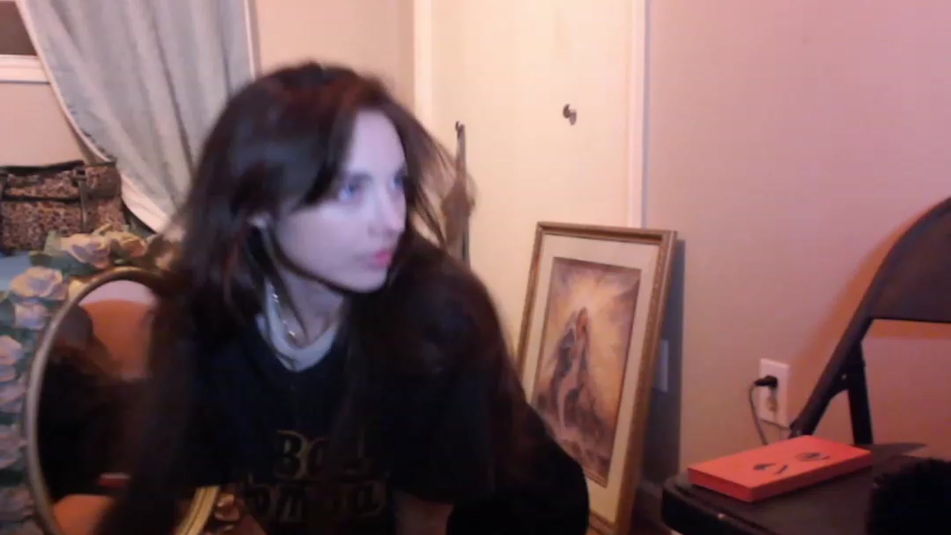 Gallery image thumbnail from Purrityy's myfreecams stream on, 12/17/2023, 07:52 image 4 of 20