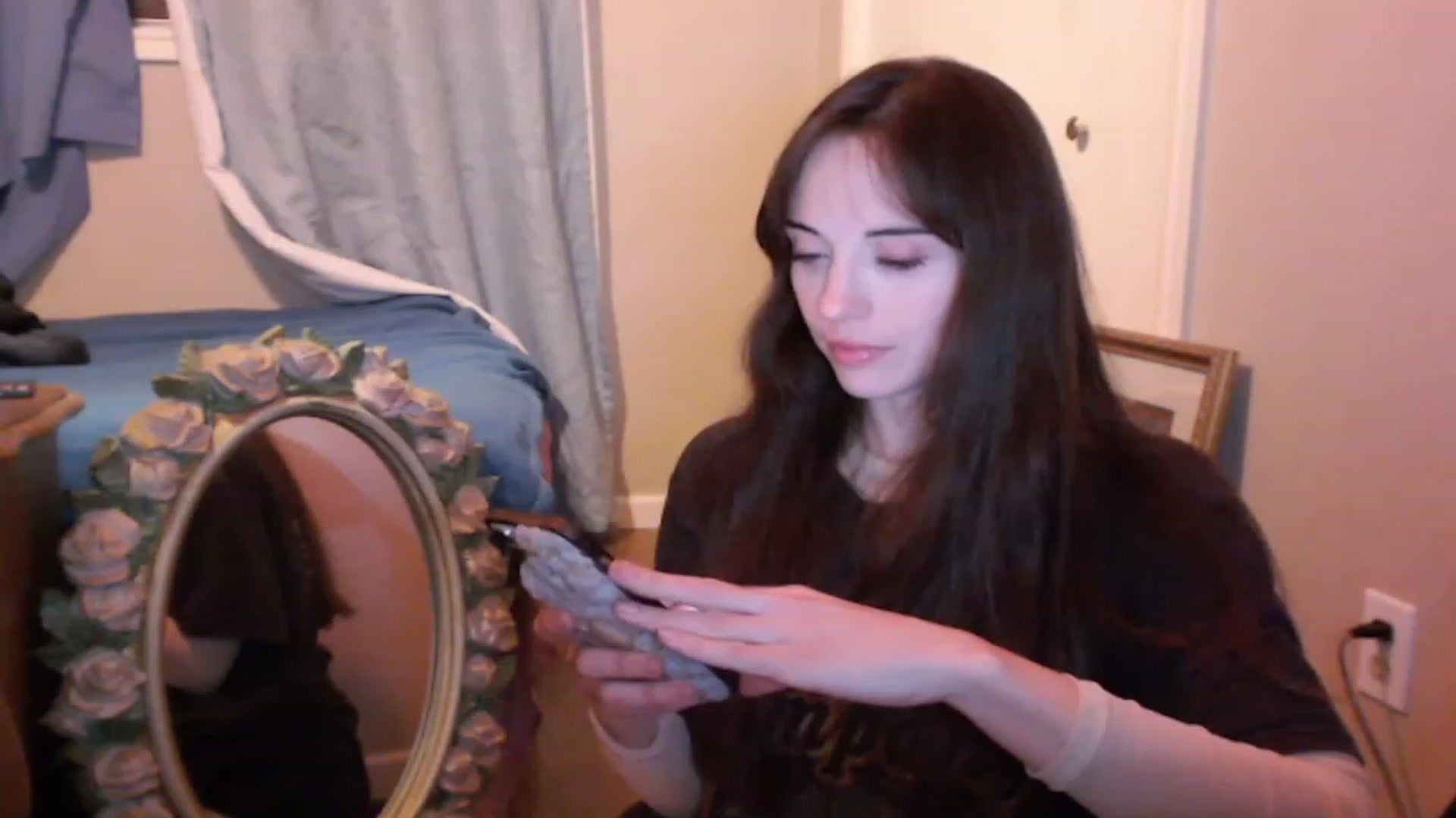 Gallery image thumbnail from Purrityy's myfreecams stream on, 12/17/2023, 07:52 image 8 of 20