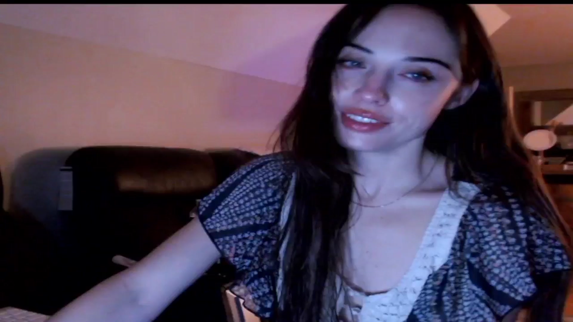 Gallery image thumbnail from Purrityy's myfreecams stream on, 05/14/2024, 05:37 image 19 of 20