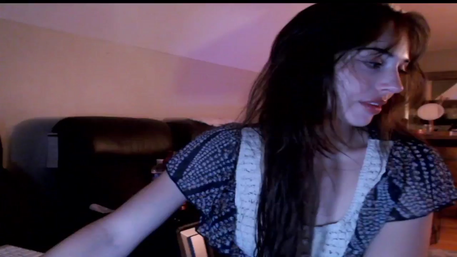 Gallery image thumbnail from Purrityy's myfreecams stream on, 05/14/2024, 05:37 image 17 of 20