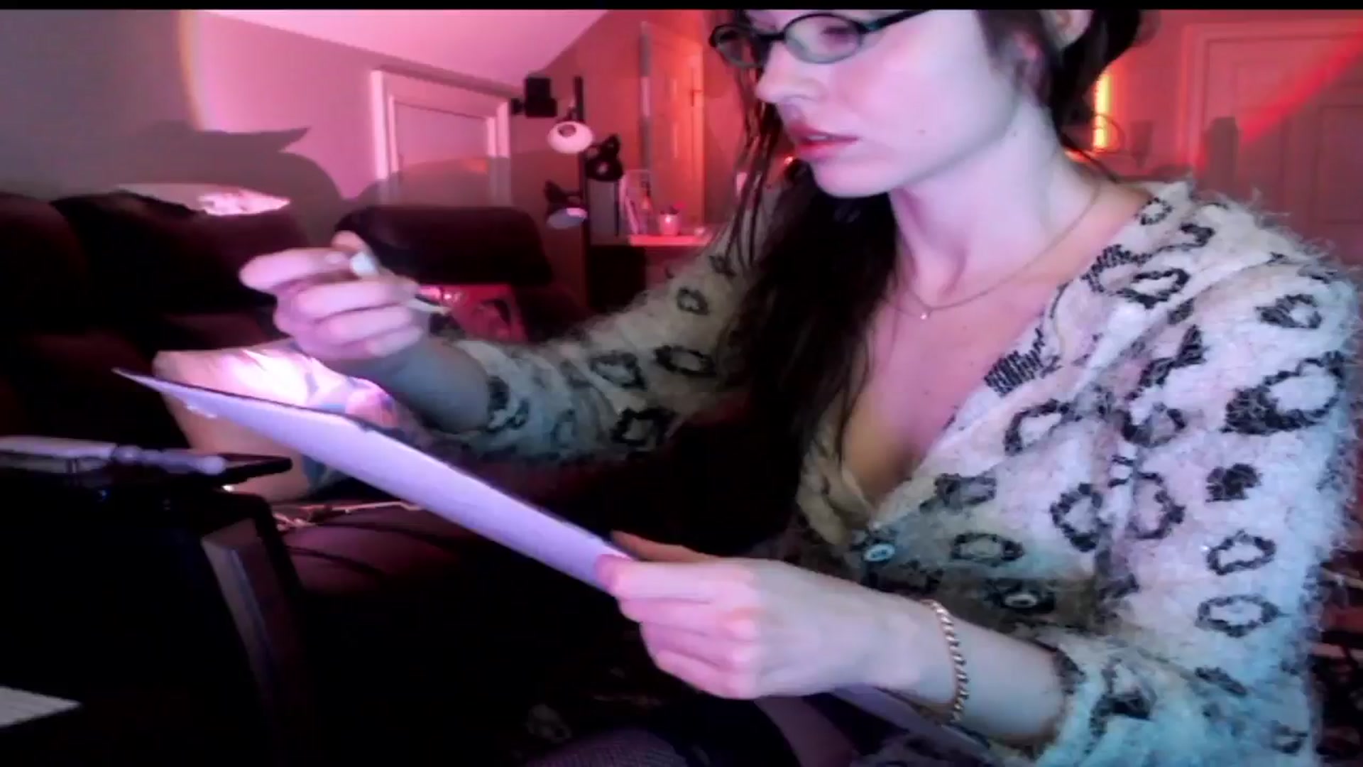 Gallery image thumbnail from Purrityy's myfreecams stream on, 05/14/2024, 18:48 image 10 of 20