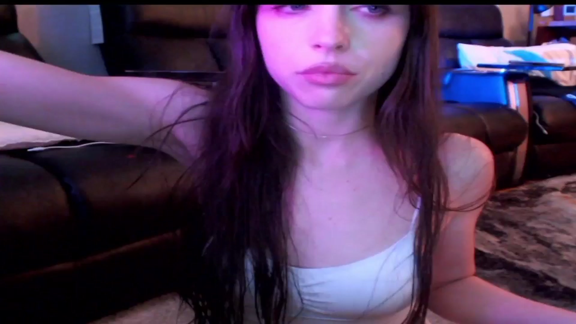 Gallery image thumbnail from Purrityy's myfreecams stream on, 05/23/2024, 21:59 image 14 of 20