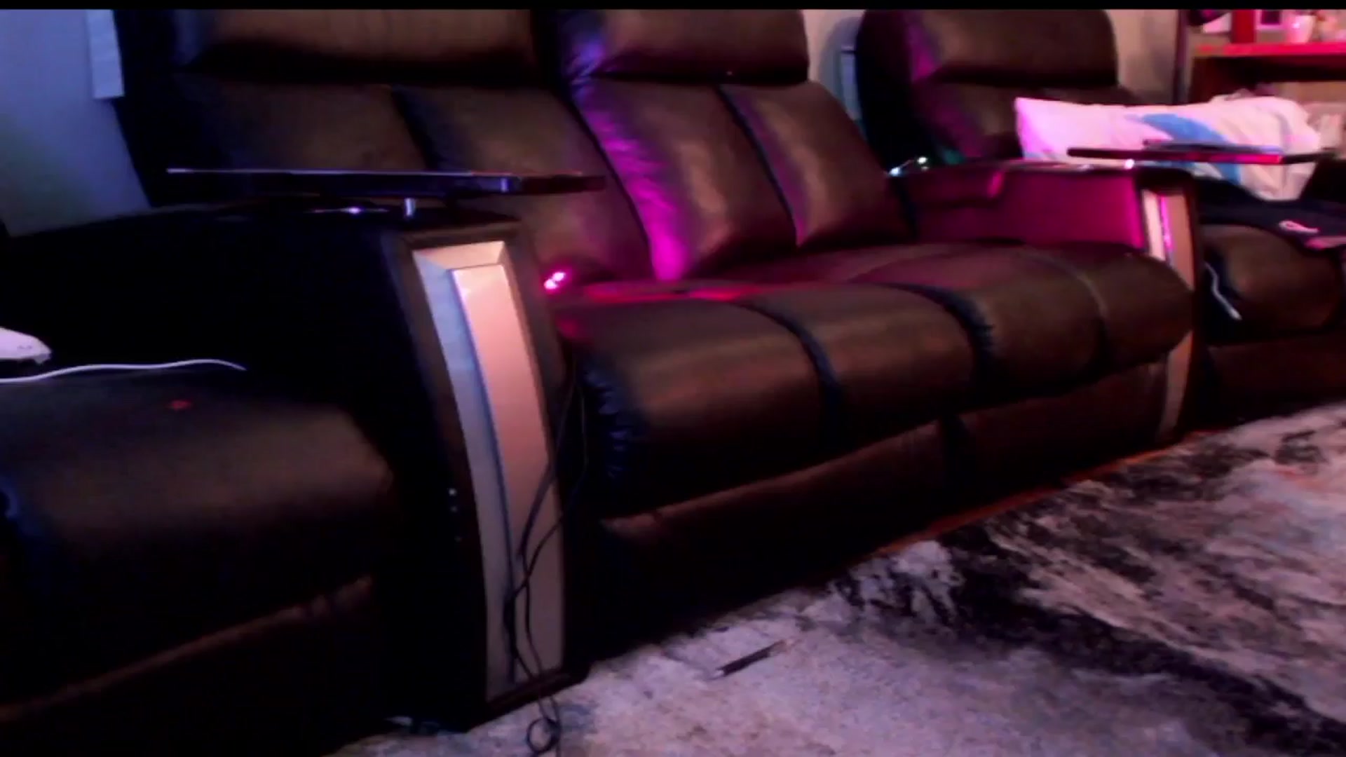 Gallery image thumbnail from Purrityy's myfreecams stream on, 05/23/2024, 21:59 image 4 of 20
