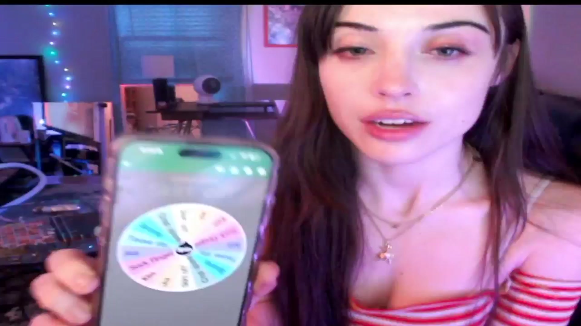 Gallery image thumbnail from Purrityy's myfreecams stream on, 05/26/2024, 01:05 image 8 of 20