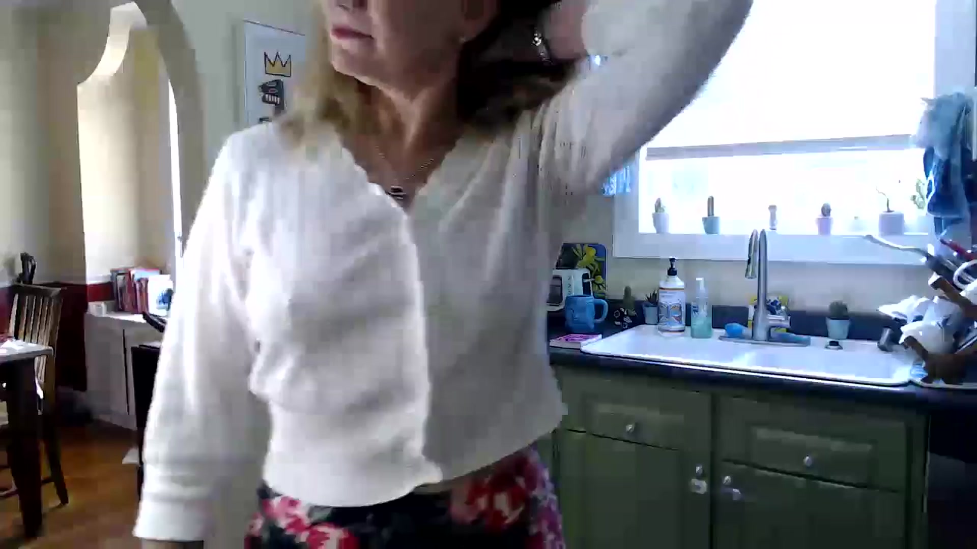 Gallery image thumbnail from Purrrrrzzzz's myfreecams stream on, 05/24/2024, 11:59 image 17 of 20