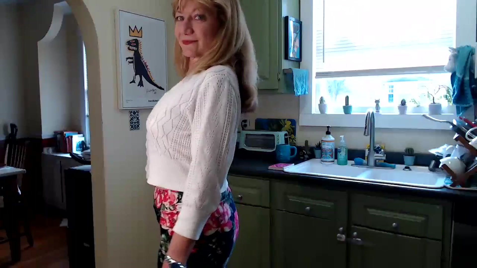 Gallery image thumbnail from Purrrrrzzzz's myfreecams stream on, 05/24/2024, 11:59 image 3 of 20