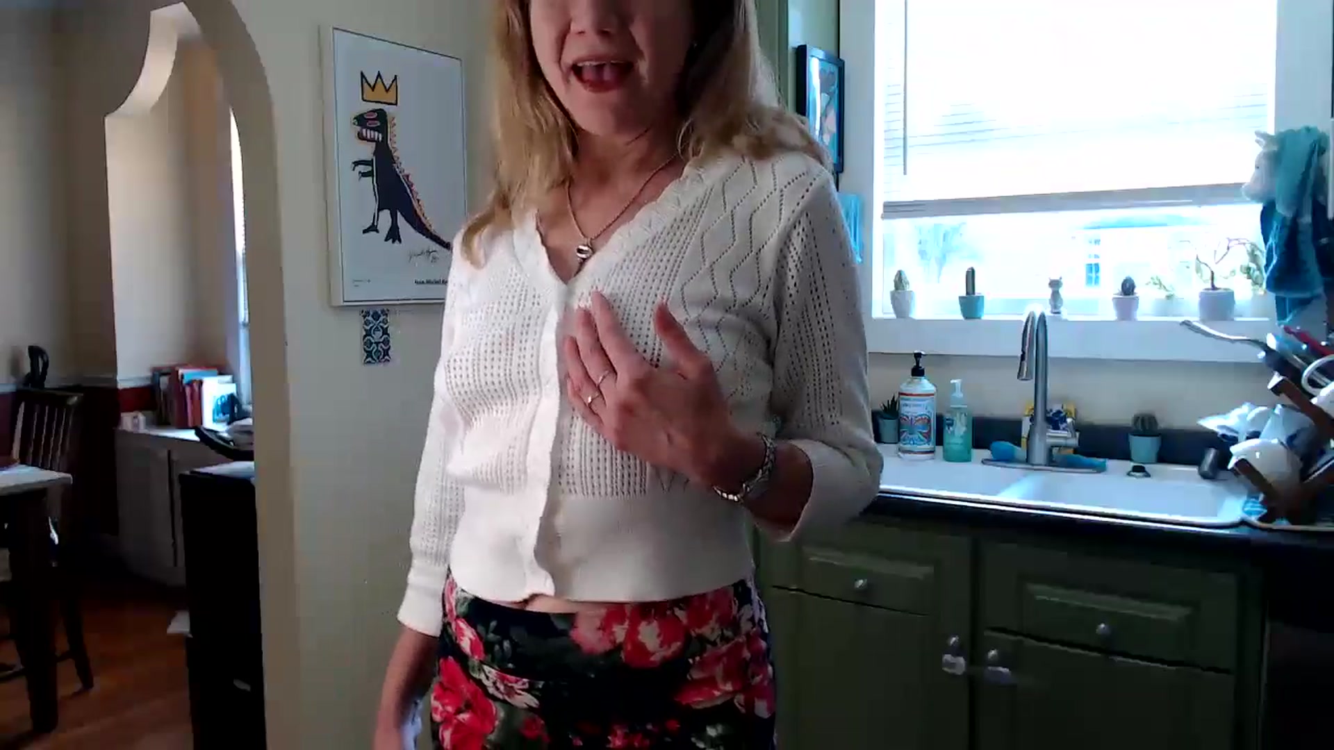 Gallery image thumbnail from Purrrrrzzzz's myfreecams stream on, 05/24/2024, 11:59 image 10 of 20