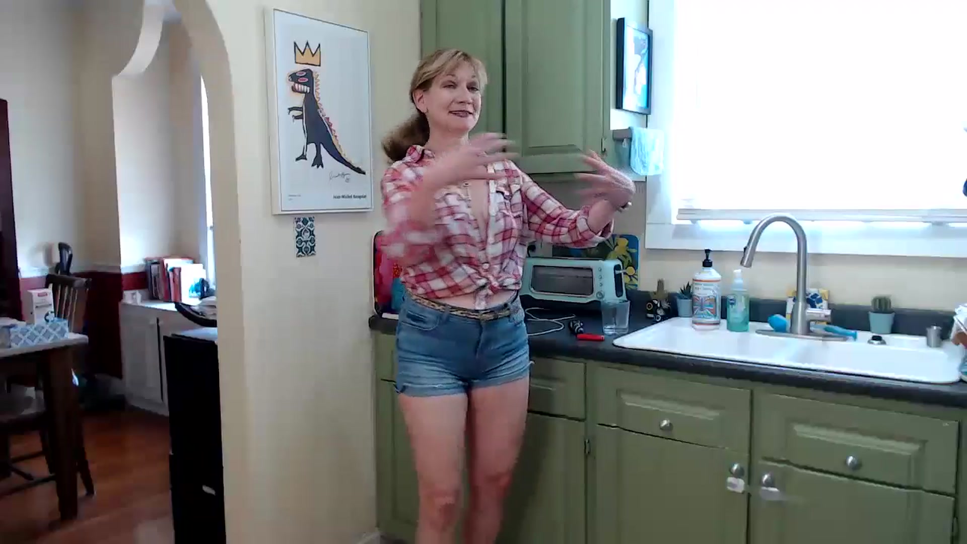 Gallery image thumbnail from Purrrrrzzzz's myfreecams stream on, 05/26/2024, 21:26 image 11 of 20