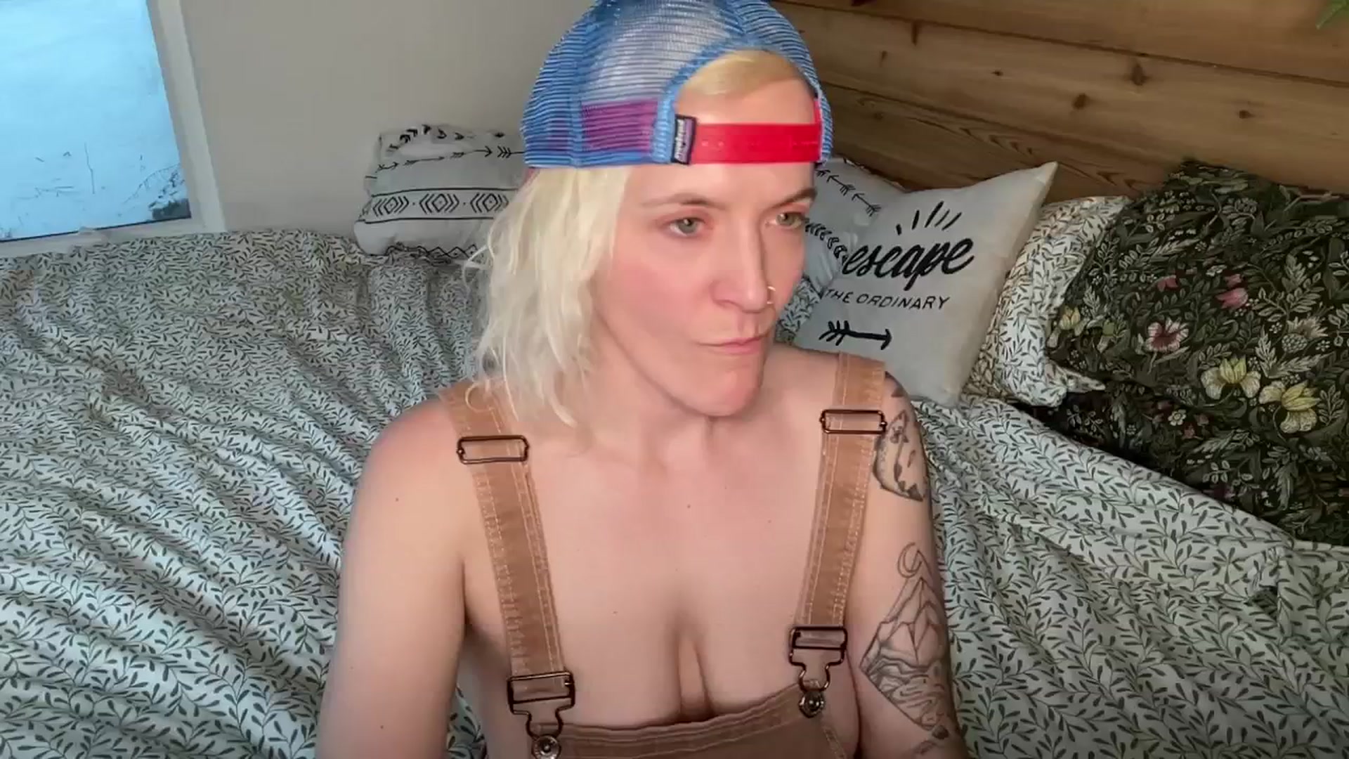 Gallery image thumbnail from PurrtyMetal's myfreecams stream on, 02/24/2026, 01:06 image 17 of 20