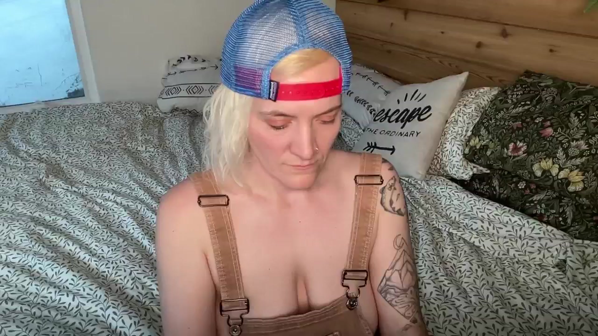 Gallery image thumbnail from PurrtyMetal's myfreecams stream on, 02/24/2026, 01:06 image 16 of 20