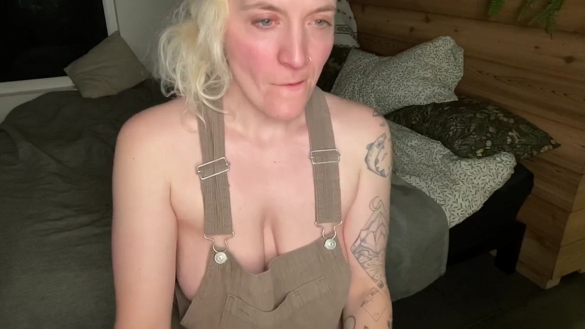 Gallery image thumbnail from PurrtyMetal's myfreecams stream on, 03/07/2026, 03:40 image 19 of 20