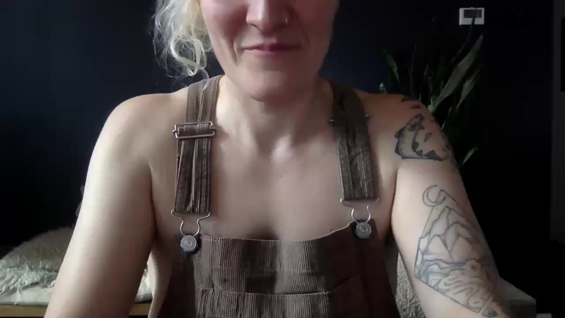 Gallery image thumbnail from PurrtyMetal's myfreecams stream on, 03/07/2026, 23:03 image 4 of 20