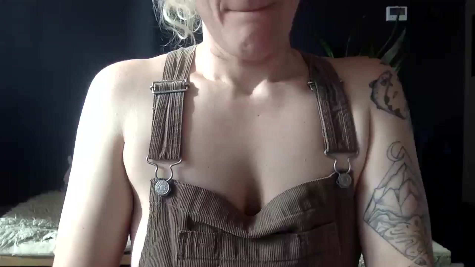 Gallery image thumbnail from PurrtyMetal's myfreecams stream on, 03/07/2026, 23:03 image 2 of 20