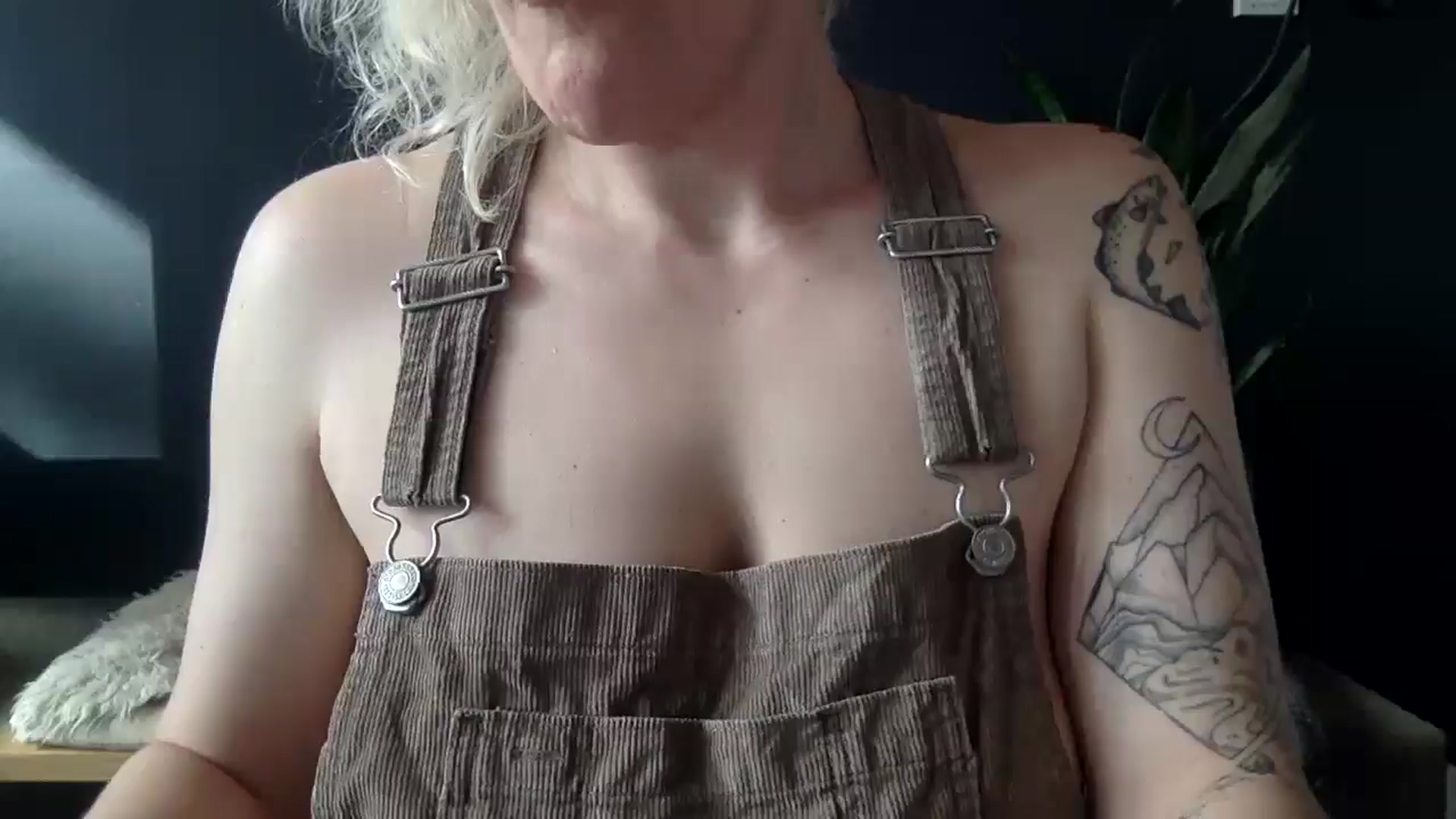 Gallery image thumbnail from PurrtyMetal's myfreecams stream on, 03/13/2026, 21:44 image 6 of 20