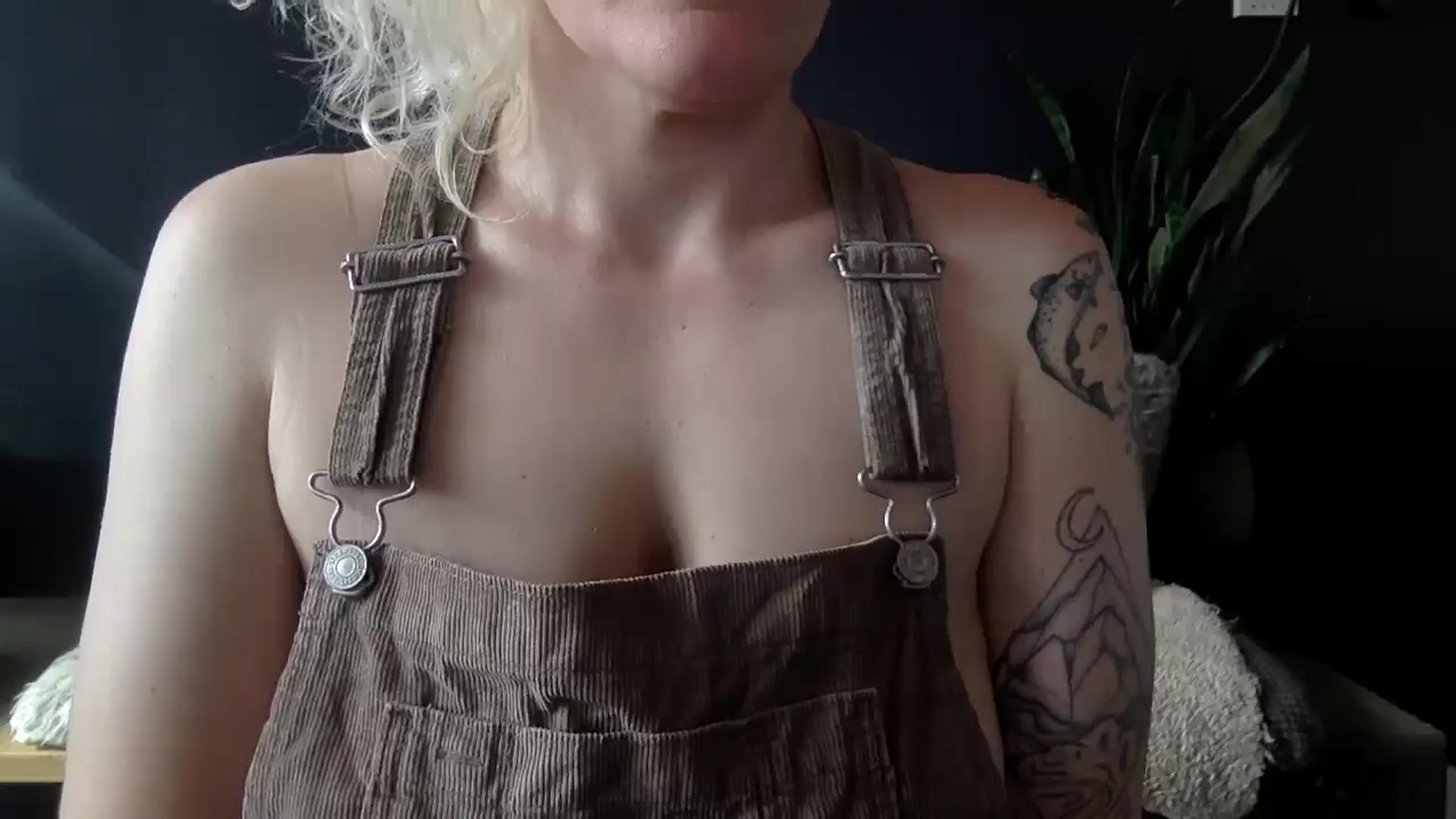 Gallery image thumbnail from PurrtyMetal's myfreecams stream on, 03/13/2026, 21:44 image 2 of 20