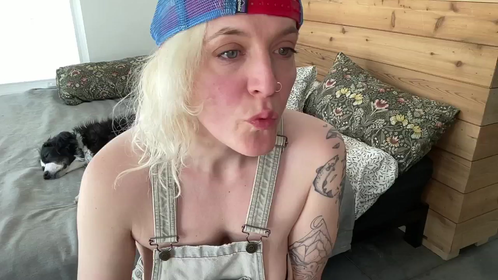 Gallery image thumbnail from PurrtyMetal's myfreecams stream on, 03/15/2026, 18:27 image 18 of 20