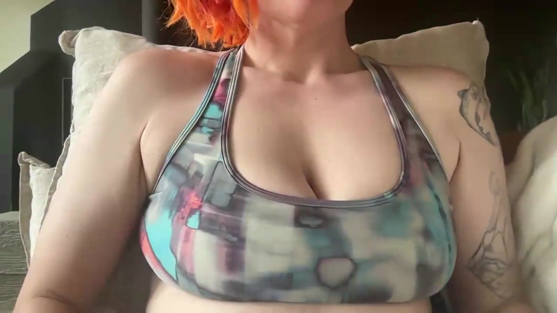 Gallery image thumbnail from PurrtyMetal's myfreecams stream on, 06/07/2026, 21:49 image 12 of 20