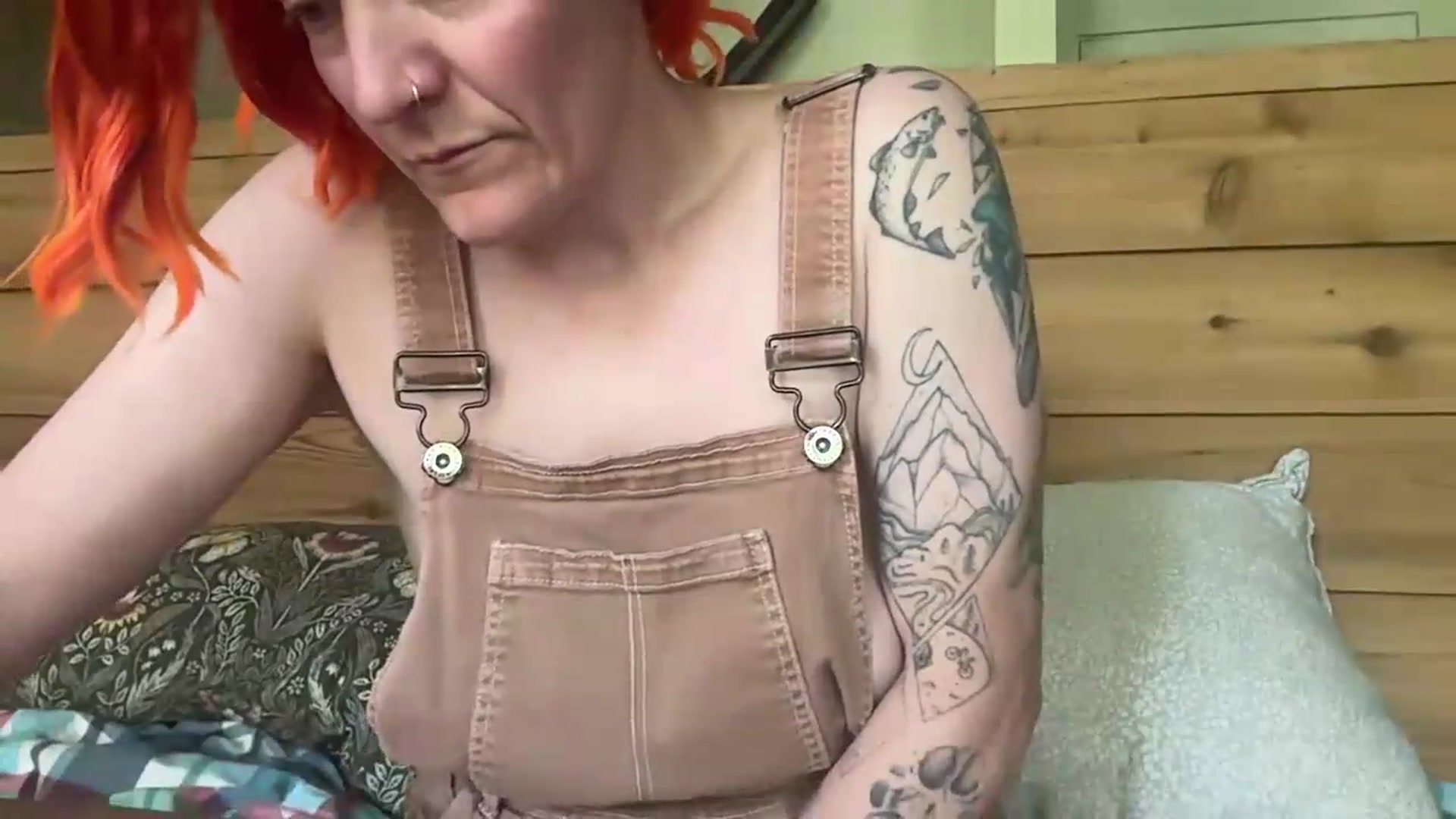 Gallery image thumbnail from PurrtyMetal's myfreecams stream on, 06/08/2026, 16:14 image 9 of 20